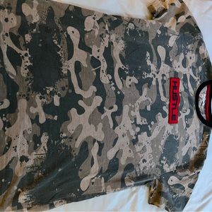 Hustle T-shirt medium